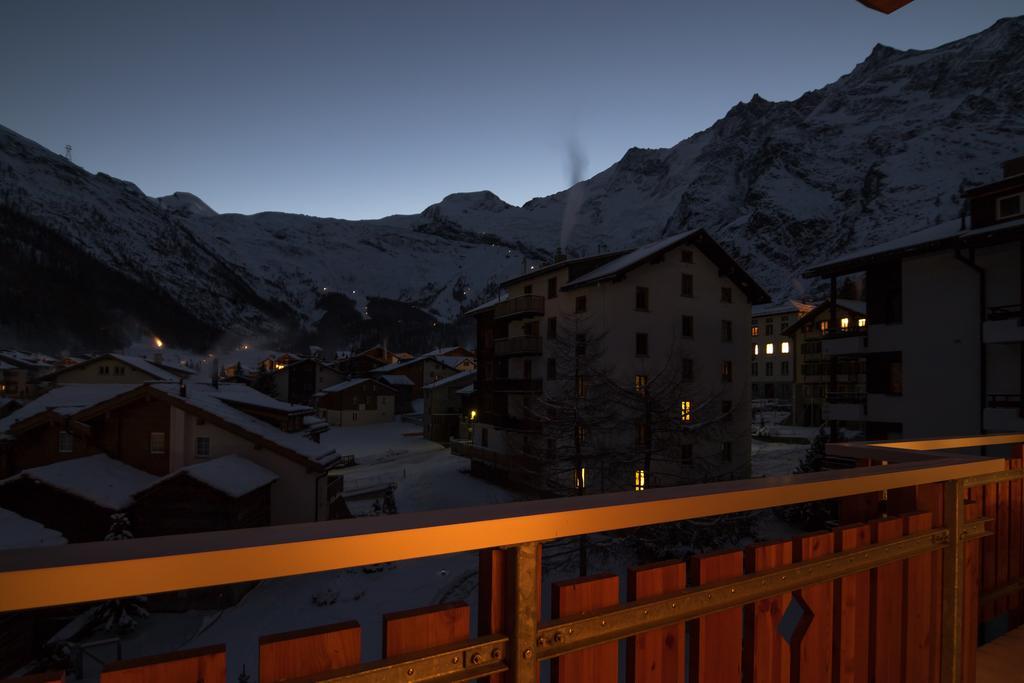 Haus Serac Saas-Fee Phòng bức ảnh